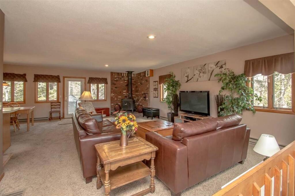 Relaxing Riverside Retreat - StoryLand, Attitash, North Conway Appartement Bartlett Buitenkant foto